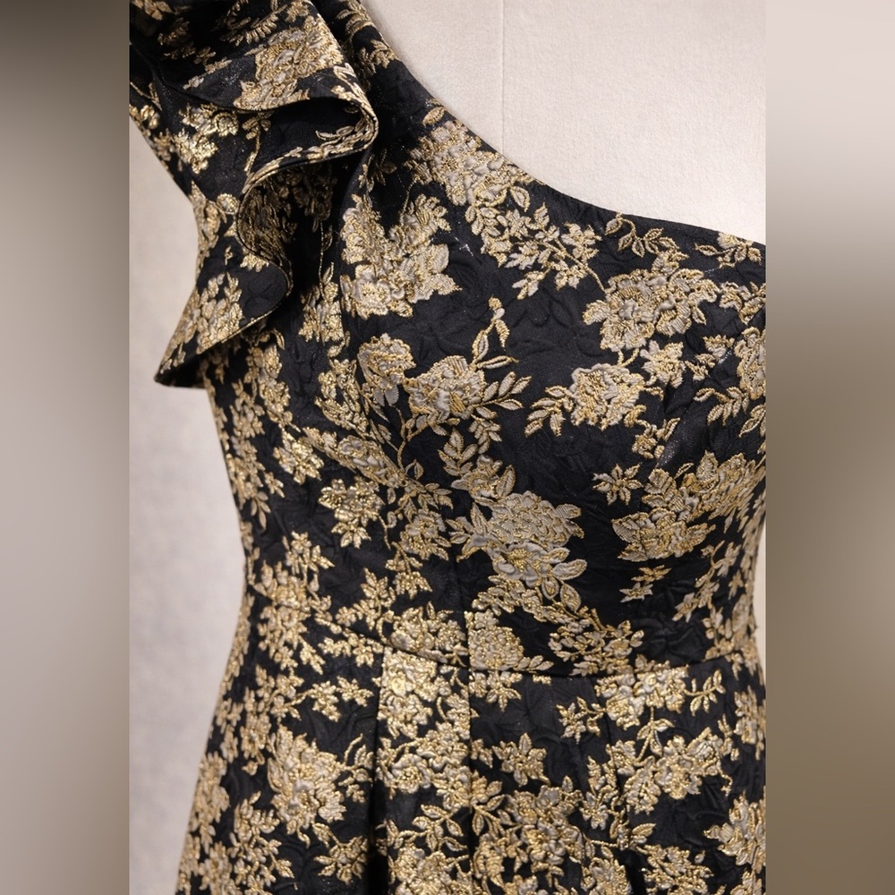 Antonio Melani Black & Gold Brocade Gown – Size 14 – NEW - Picture 2 of 10